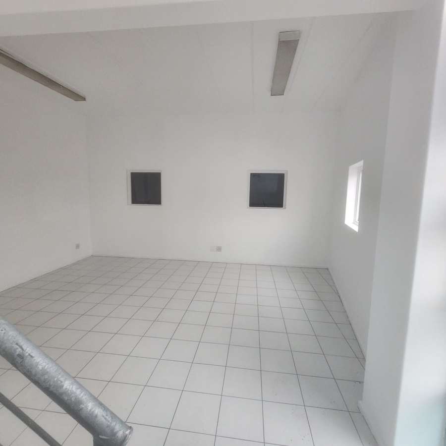 To Let commercial Property for Rent in Beaconvale Western Cape